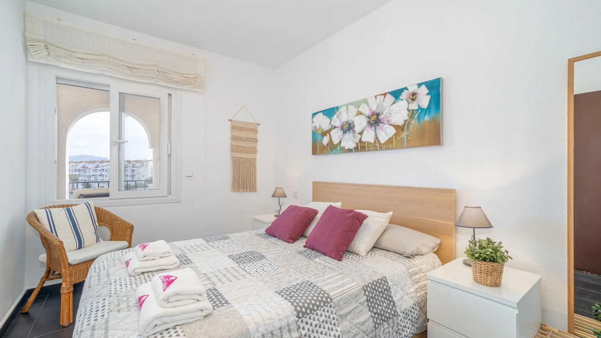 אמפוריבראבה Apart-Rent Apartment Sant Maurici 0137